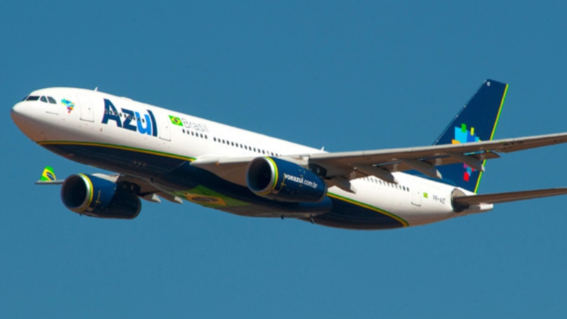 Azul suspende voos em 12 Cidades Brasileiras: Entenda as mudanças e impactos