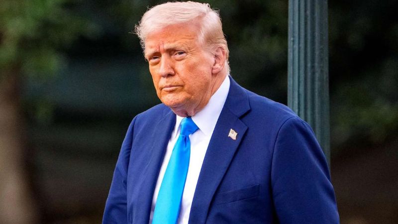 Trump pausa emissão de vistos de estudantes e cogita analisar redes sociais dos solicitantes