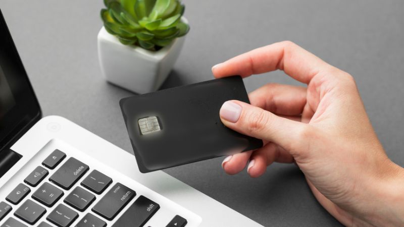 Novo IOF: Conta Global ainda é a melhor opção para gastar no exterior?