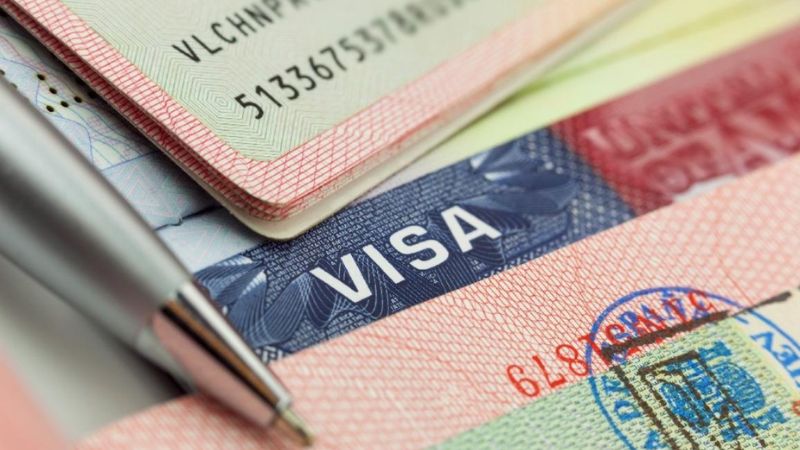 EUA vão cobrar nova taxa de visto a partir de 2026
