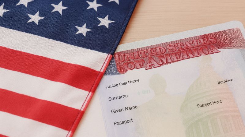 EUA adiam cobrança da taxa extra de US$ 250 para vistos