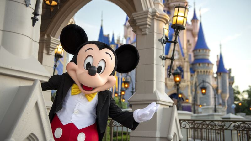 Novidades Disney 2026: Lightning Lane evolui e hóspedes terão parque aquático grátis