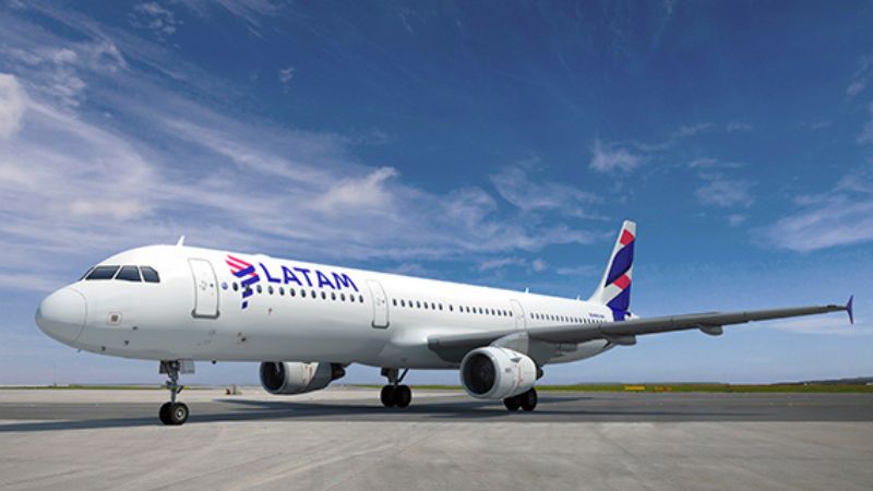 Latam anuncia expansão com 35 novos destinos a partir de 2026
